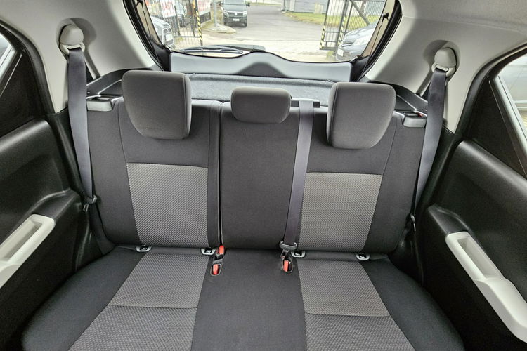 Suzuki Ignis , bluetooth , klima, hak zdjęcie 16