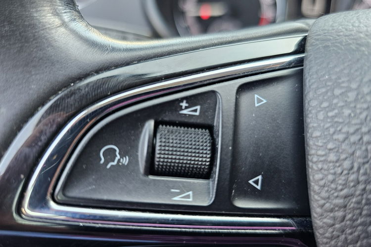 Skoda Octavia Pierwszy właściciel, bluetooth, czujniki parkowania, klimatronik zdjęcie 23