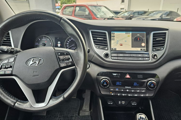 Hyundai Tucson Nawigacja, kamera, grzane fotele i kierownica, serwis zdjęcie 14