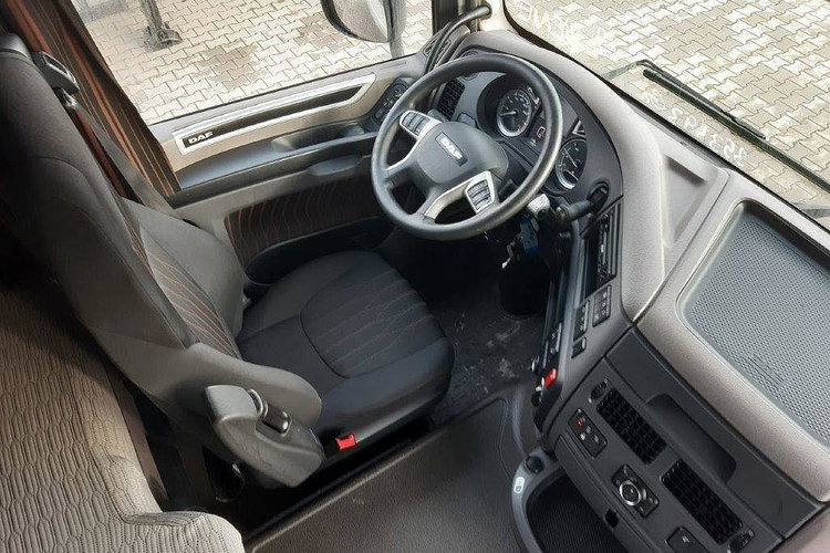 DAF XF 480 FT zdjęcie 6