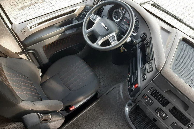 DAF XF 480 FT zdjęcie 6