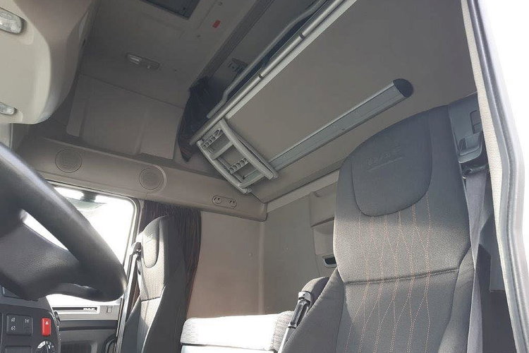 DAF XF 480 FT zdjęcie 8