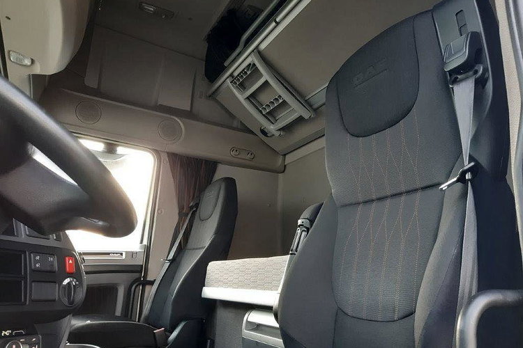 DAF XF 480 FT zdjęcie 8