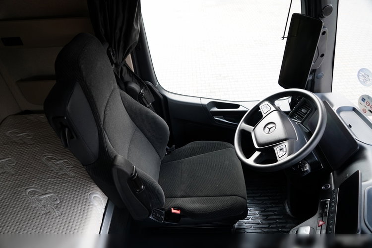 Mercedes -Benz ACTROS L 1851 / GIGA SPACE / RETARDER zdjęcie 28