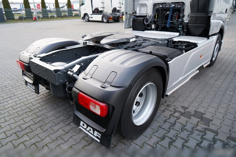 DAF XF 530 / KLIMA POSTOJOWA / SUPER SPACE CAB / MIKROFLÓWKA  zdjęcie 15