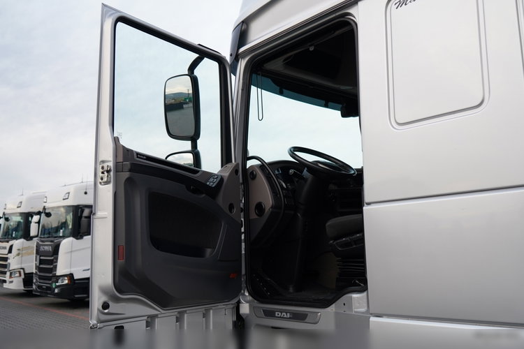 DAF XF 530 / KLIMA POSTOJOWA / SUPER SPACE CAB / MIKROFLÓWKA  zdjęcie 22