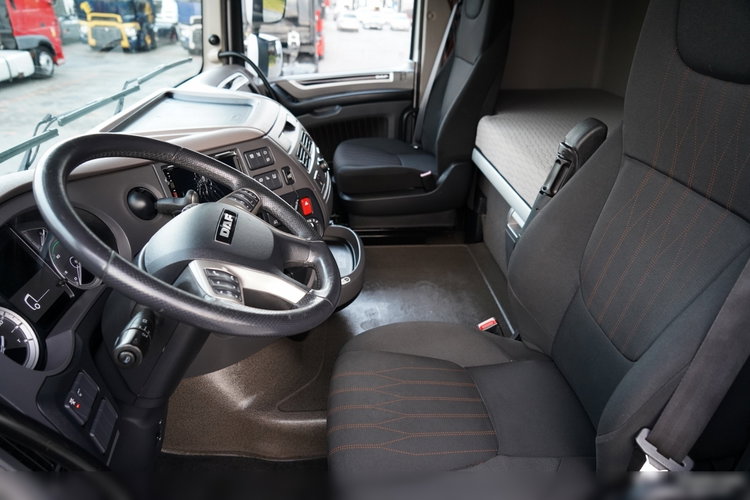 DAF XF 530 / KLIMA POSTOJOWA / SUPER SPACE CAB / MIKROFLÓWKA  zdjęcie 24