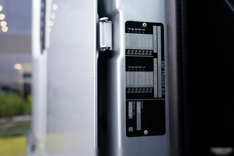 DAF XF 530 / KLIMA POSTOJOWA / SUPER SPACE CAB / MIKROFLÓWKA  zdjęcie 38