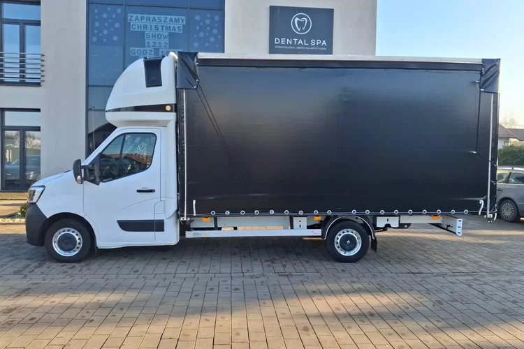 Renault Master zdjęcie 2