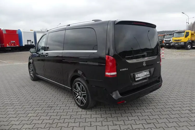 Mercedes klasa-v zdjęcie 9