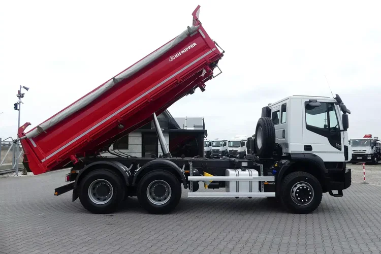 Iveco TRAKKER / X-WAY 420 / 6x4 / KH-KIPPER 3 STR / HYDROBURTA / WYWROTKA / zdjęcie 6