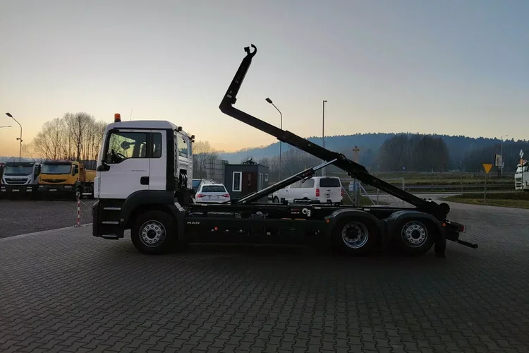 MAN TGS 26.430 / 6x2 / HAKOWIEC / HIAB MULTILIFT / EURO 6 zdjęcie 3