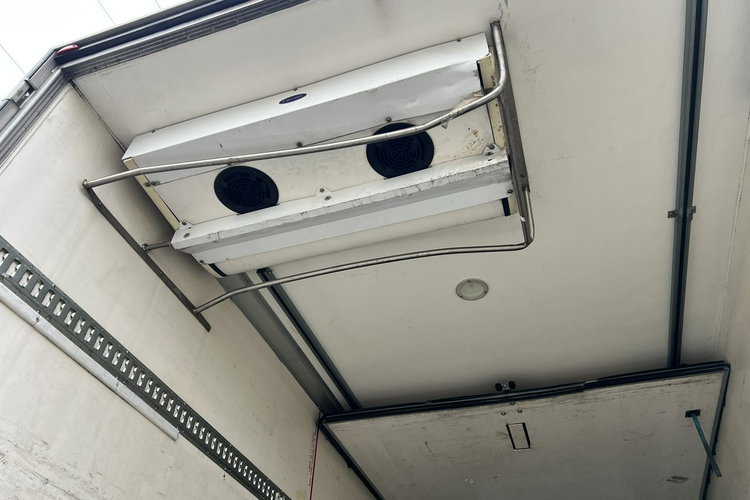 Volvo FE 260 Chłodnia Chereau Sprowadzony Przebieg Udokumentowany Kab. Sypialna Klima Poduszki Multitemperatura zdjęcie 11