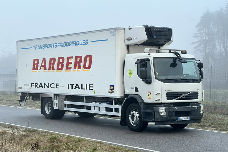 Volvo FE 260 Chłodnia Chereau Sprowadzony Przebieg Udokumentowany Kab. Sypialna Klima Poduszki Multitemperatura zdjęcie 2