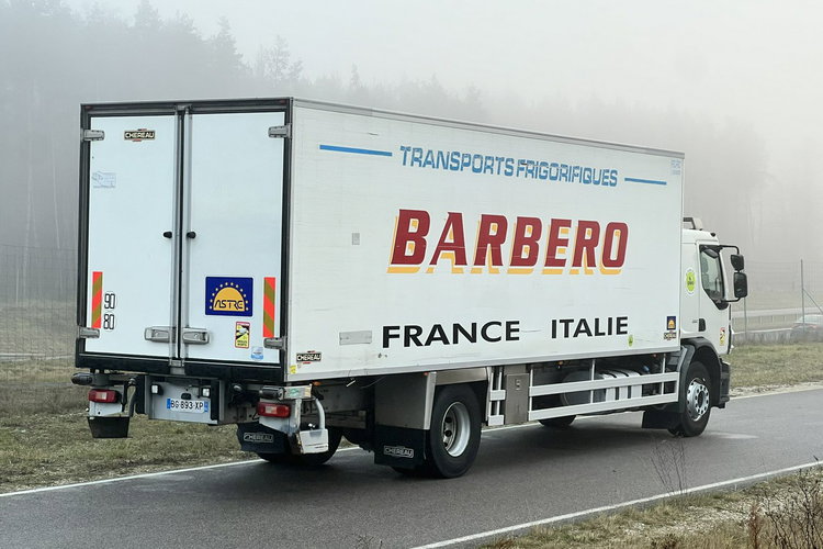 Volvo FE 260 Chłodnia Chereau Sprowadzony Przebieg Udokumentowany Kab. Sypialna Klima Poduszki Multitemperatura zdjęcie 3