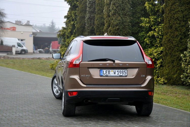 Volvo XC 60 2.0d(163KM) My Car Xenon Półskóry Parktronik Reling I Wł Alu17"ASO zdjęcie 15