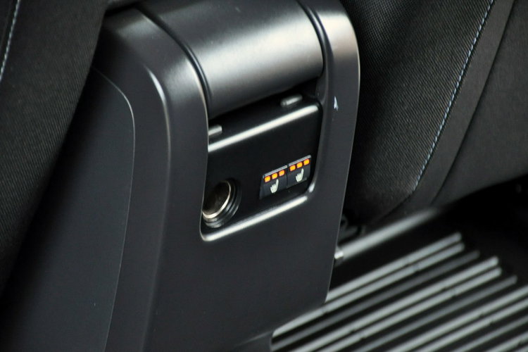 Volvo XC 60 2.0d(163KM) My Car Xenon Półskóry Parktronik Reling I Wł Alu17"ASO zdjęcie 20