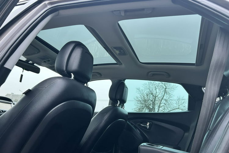 Hyundai ix35 zdjęcie 17