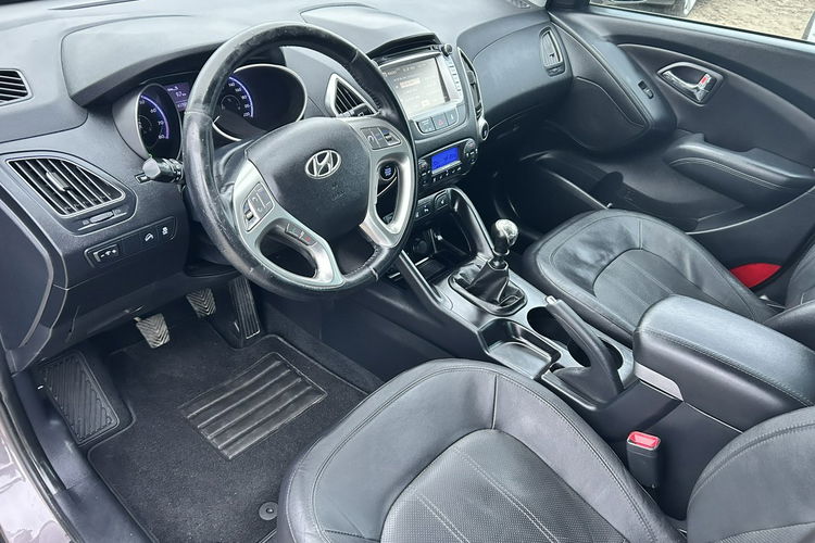 Hyundai ix35 zdjęcie 9