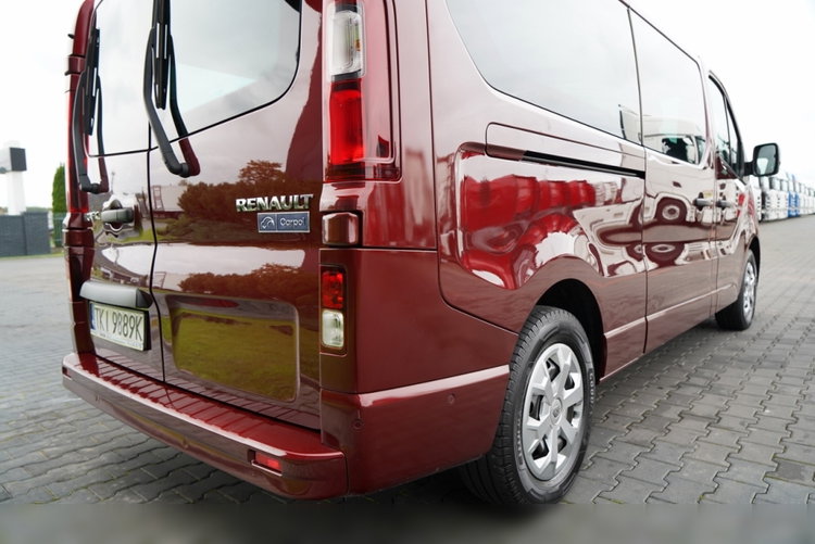 Renault TRAFIC III / BUS / 9 MIEJSC / 2022 ROK / PIERWSZY WŁAŚCICIEL / zdjęcie 17