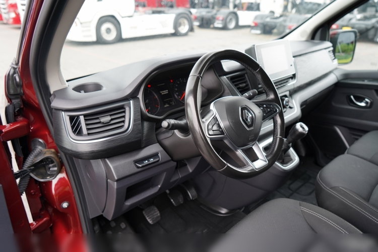 Renault TRAFIC III / BUS / 9 MIEJSC / 2022 ROK / PIERWSZY WŁAŚCICIEL / zdjęcie 27