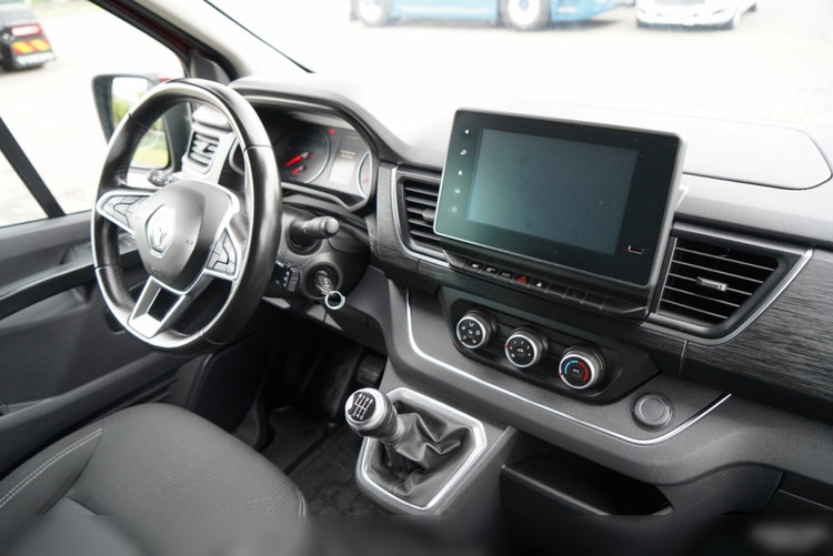 Renault TRAFIC III / BUS / 9 MIEJSC / 2022 ROK / PIERWSZY WŁAŚCICIEL / zdjęcie 31