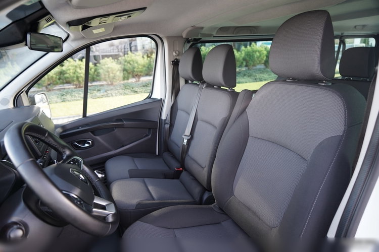 Renault TRAFIC III / BUS / 9 MIEJSC / 90 TYS KM / PIERWSZY WŁAŚCICIEL / POLSKI SALON / 2022 ROK / zdjęcie 28