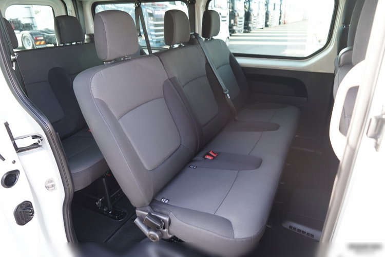 Renault TRAFIC III / BUS / 9 MIEJSC / 90 TYS KM / PIERWSZY WŁAŚCICIEL / POLSKI SALON / 2022 ROK / zdjęcie 43