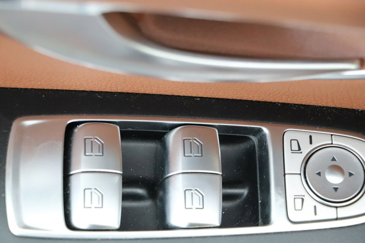 Mercedes E 450 AMG-performance, automat, skóra, coupe, 4-MATIC, zarejestr zdjęcie 23