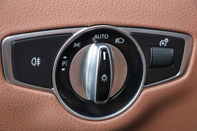 Mercedes E 450 AMG-performance, automat, skóra, coupe, 4-MATIC, zarejestr zdjęcie 24