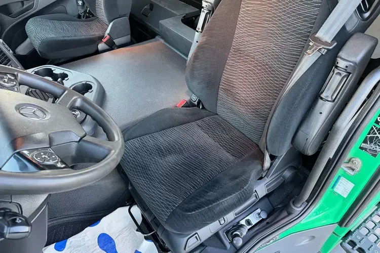 Mercedes AROCS 3345/6x6/ Wywrotka Miller Bordmatic zdjęcie 11