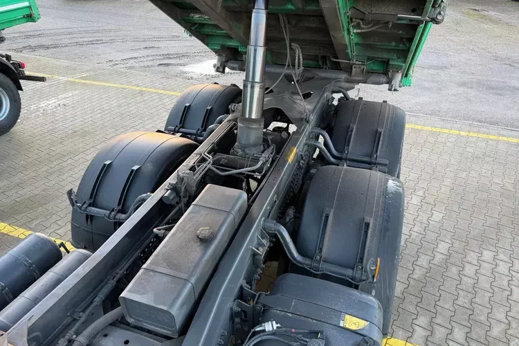 Mercedes AROCS 3345/6x6/ Wywrotka Miller Bordmatic zdjęcie 14