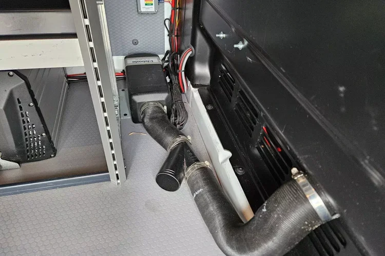 Ford transit-custom L2H2 79900zł NETTO Zabudowa warsztatowa 2.0TdCi/170KM zdjęcie 22