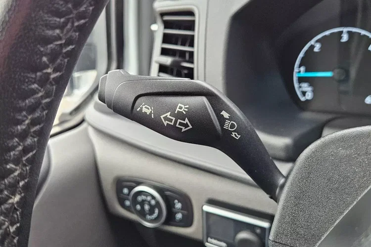 Ford transit-custom L2H2 79900zł NETTO Zabudowa warsztatowa 2.0TdCi/170KM zdjęcie 28