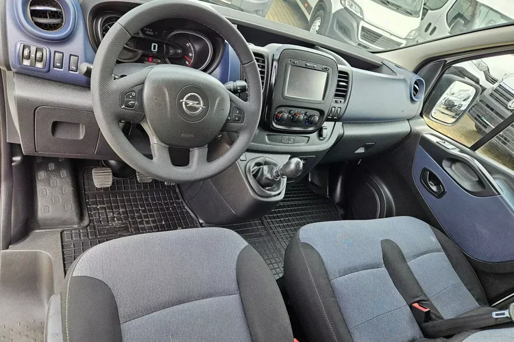 Opel vivaro zdjęcie 17