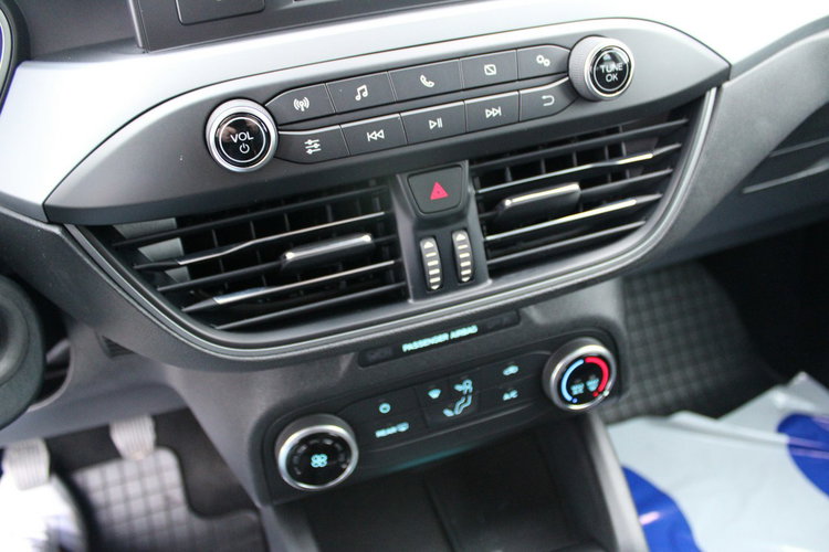 Ford Focus F-Vat Salon Polska 120HP Kombi Gwarancja zdjęcie 21