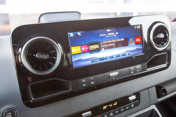 Mercedes Sprinter TOURER osobowy 9-miejsc zdjęcie 16