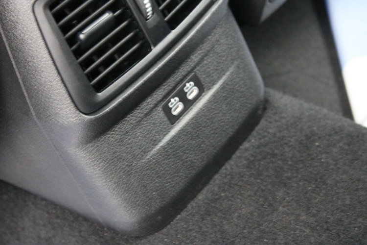 BMW 216 Gran Tourer Automat el.klapa Salon Polska netto 60 894 PLN Gwarancja zdjęcie 16