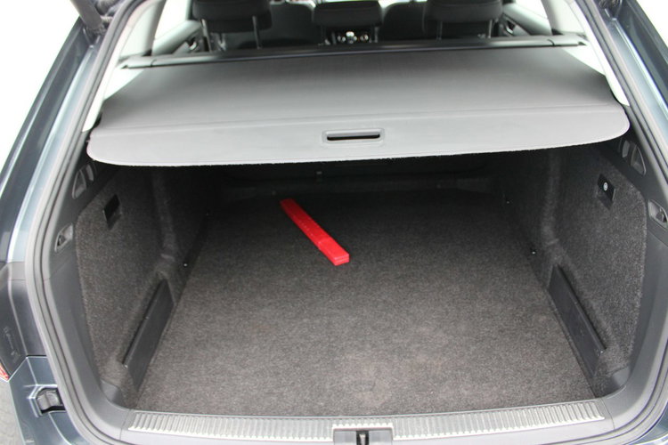 Skoda Superb Ambition DSG Nawigacja netto 69 837 PLN Gwarancja G.Fotele zdjęcie 11