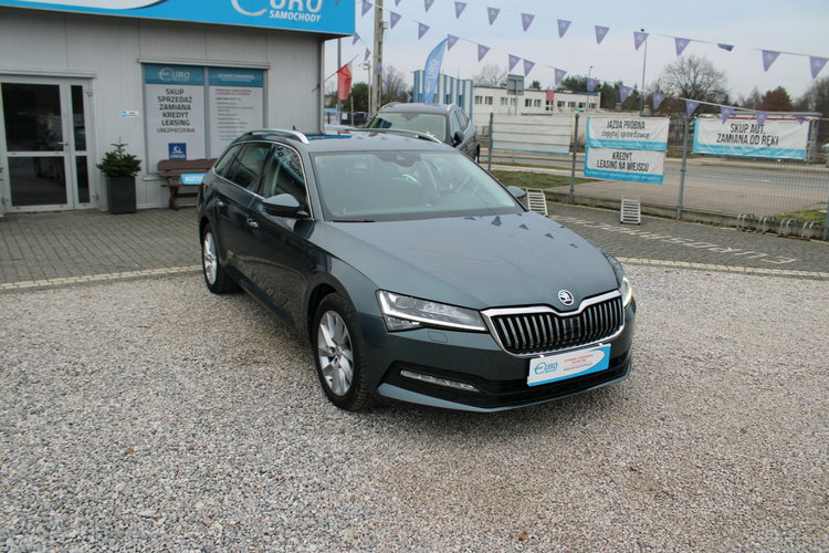 Skoda Superb Ambition DSG Nawigacja netto 69 837 PLN Gwarancja G.Fotele zdjęcie 3