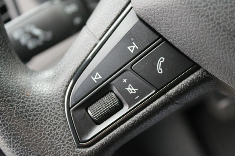 Seat Leon Salon Polska netto 30 000 PLN Gwarancja Reference zdjęcie 16