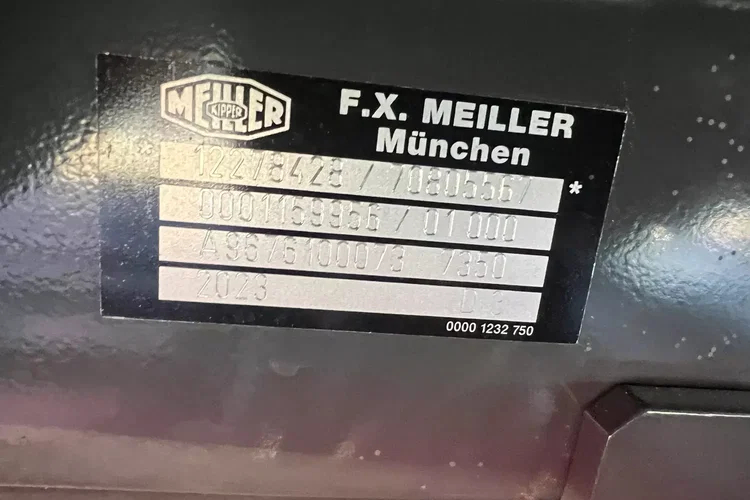 Mercedes 818 zdjęcie 32