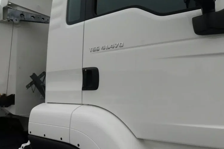 TGS 41.470 / 8x8 / WYWROTKA KH-KIPPER / MANUAL / NISKI PRZEBIEG / zdjęcie 14