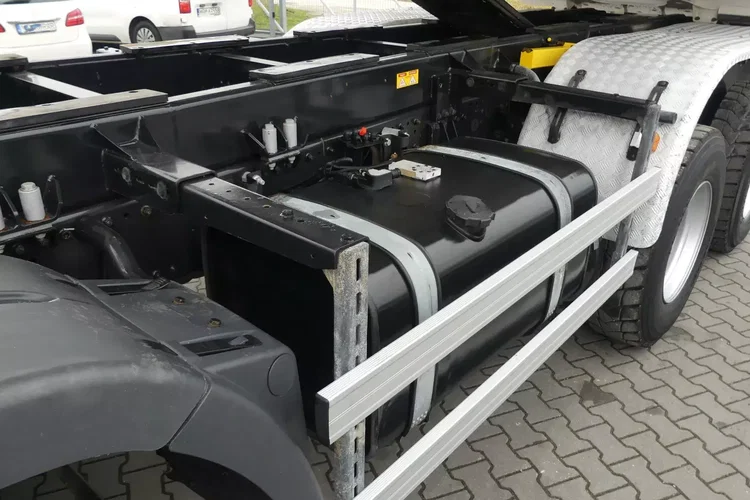 TGS 41.470 / 8x8 / WYWROTKA KH-KIPPER / MANUAL / NISKI PRZEBIEG / zdjęcie 15