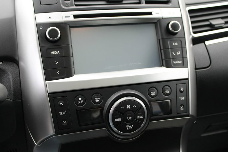 Toyota Verso Panorama Kamera Gwarancja D4d zdjęcie 23