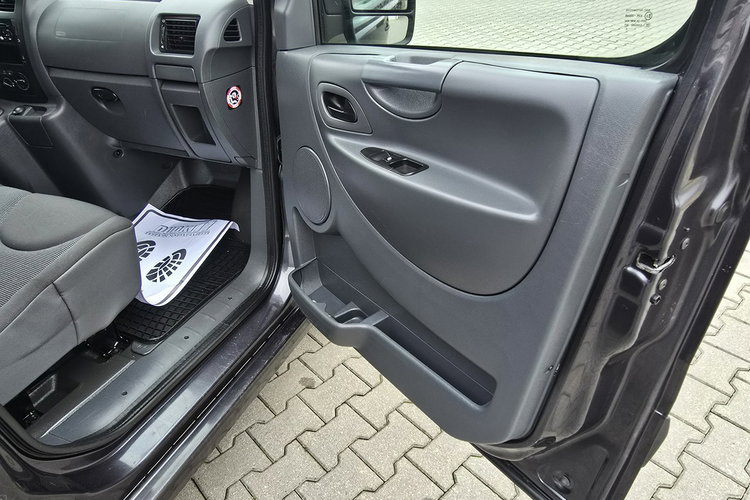 Peugeot Expert 2.0HDI 6 Osób, Klimatyzacja.Hak.Parktonic.Centralka, . zdjęcie 18