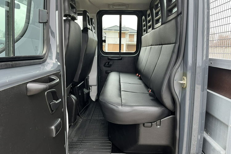 Iveco Daily 70C18 7-osobowy Doka_Brygadowy Skrzynia_5m + HAK 3.0/180KM zdjęcie 13