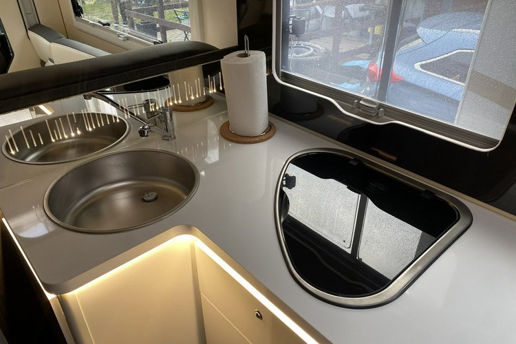 Ford Transit Magis 65xt plus 5 .os. Tv sat panele klima doposażony max salon PL zdjęcie 13