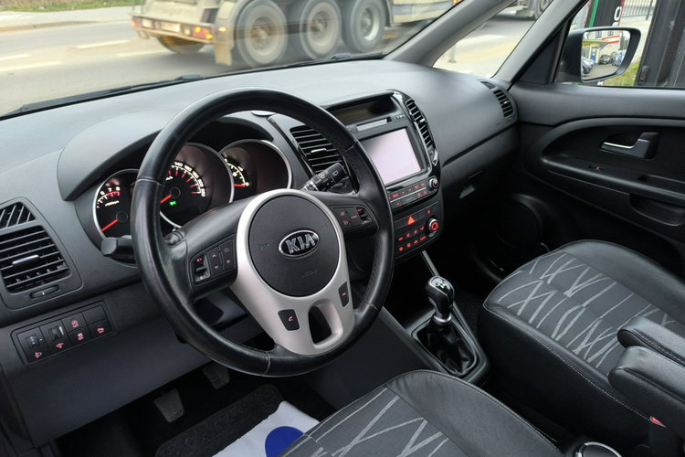 Kia Venga 1.4i 100KM Klimatyzacja zdjęcie 14