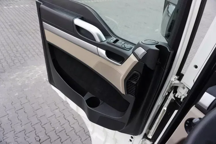 MAN TGX / 18.470 / ACC / EURO 6 / XXL / RETARDER zdjęcie 33